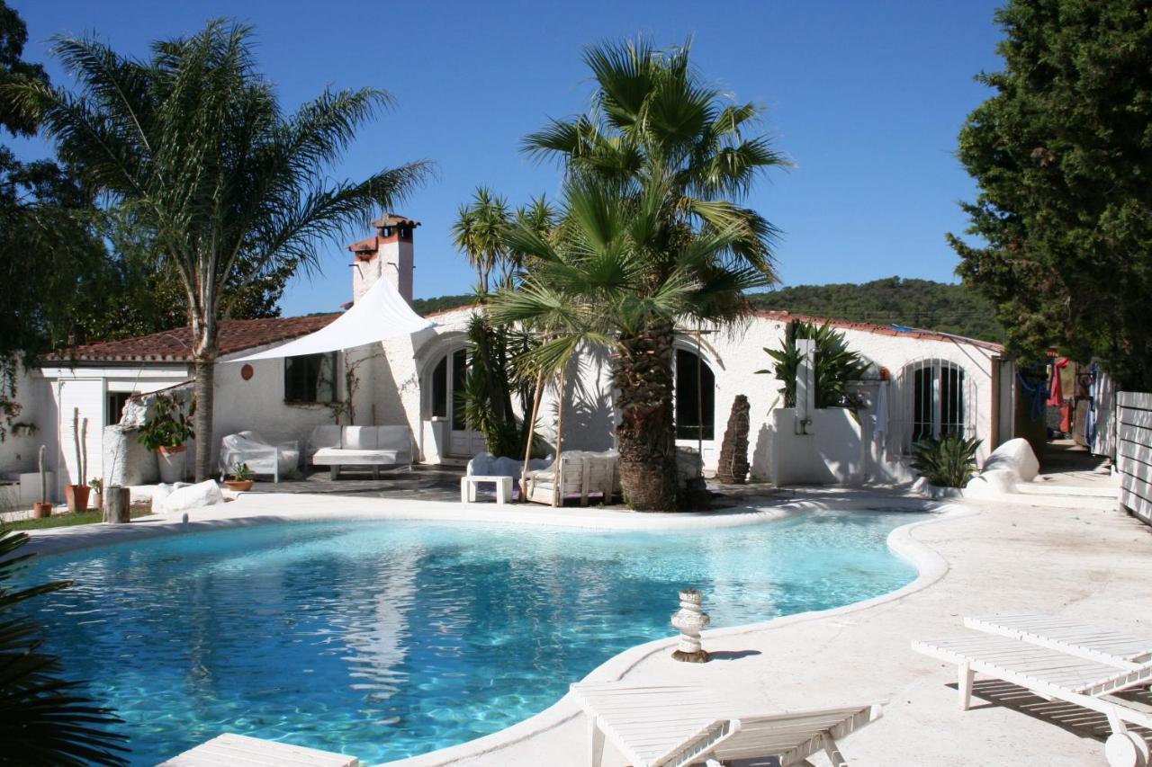 Le Rondini Bed & Breakfast Montrás Exterior foto
